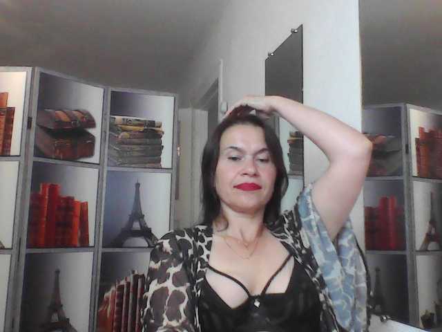 HelenMoo live webcam show