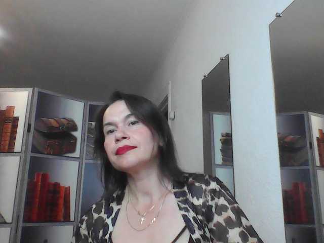 HelenMoo live webcam show