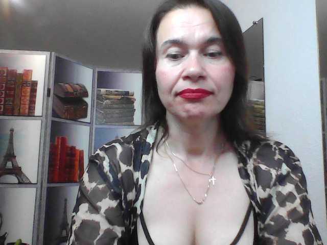 HelenMoo live cam on BongaCams