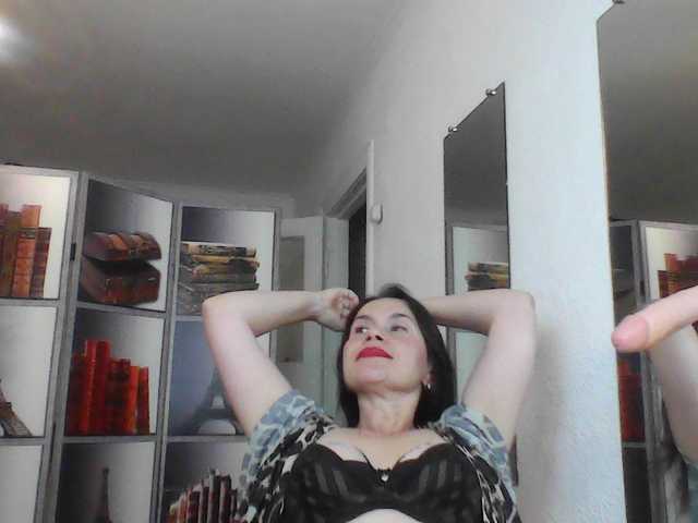 HelenMoo live webcam show