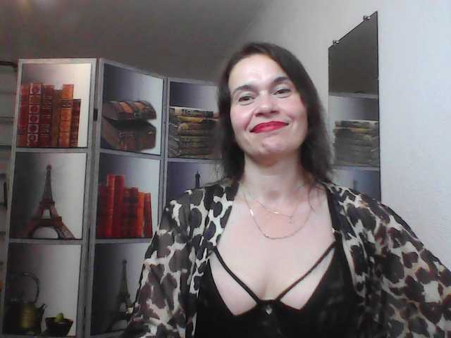 HelenMoo live cam on BongaCams