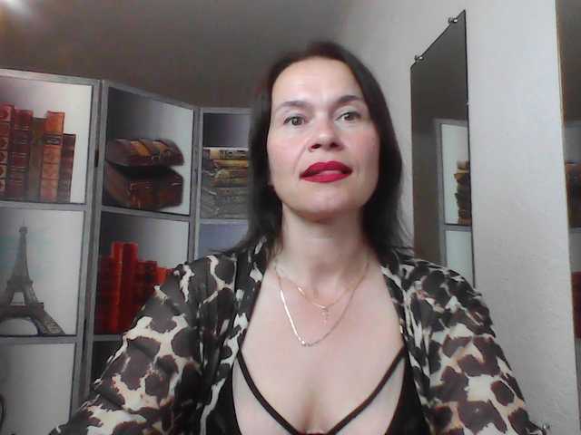HelenMoo live cam on BongaCams