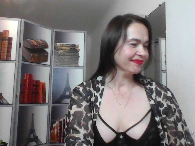 HelenMoo live cam on BongaCams