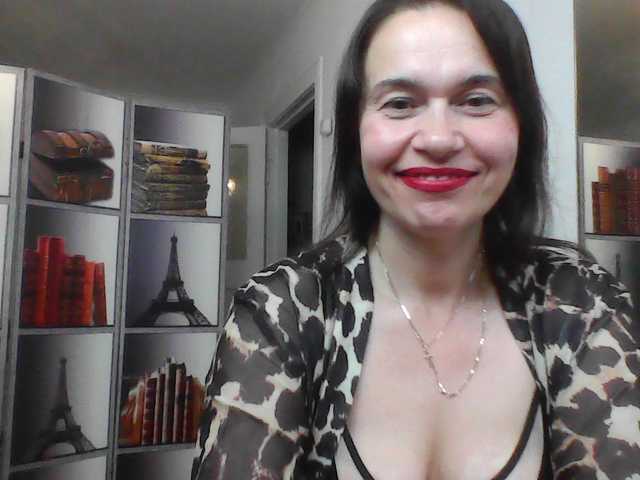 HelenMoo live cam on BongaCams