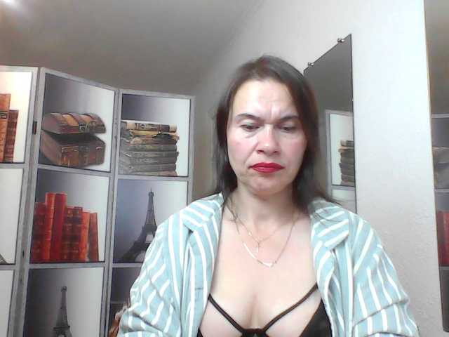 HelenMoo live cam on BongaCams