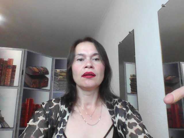 HelenMoo live webcam show