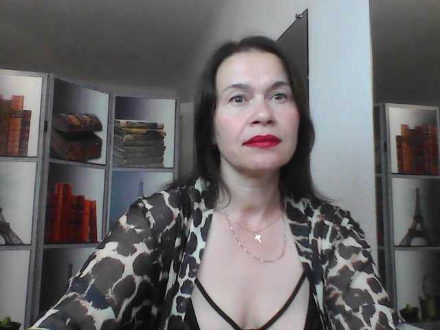 HelenMoo live cam on BongaCams