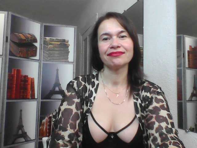 HelenMoo live cam on BongaCams