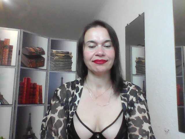 HelenMoo live cam on BongaCams