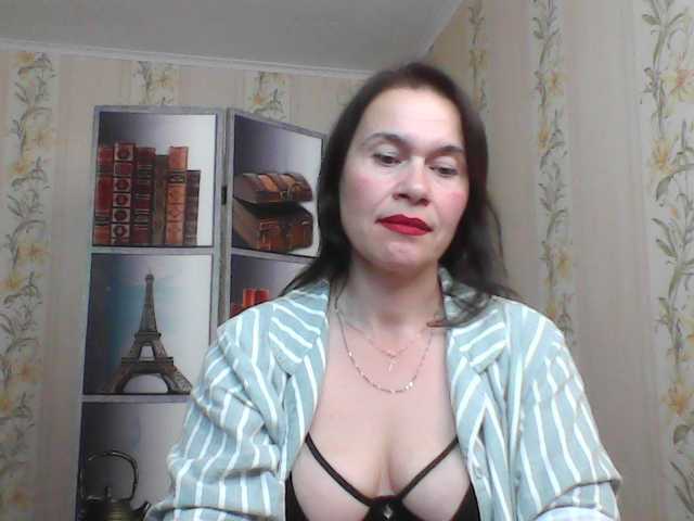 HelenMoo live cam on BongaCams