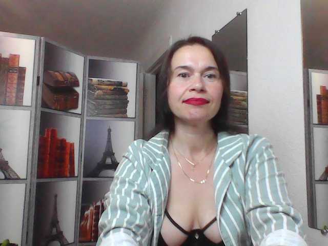 HelenMoo live cam on BongaCams