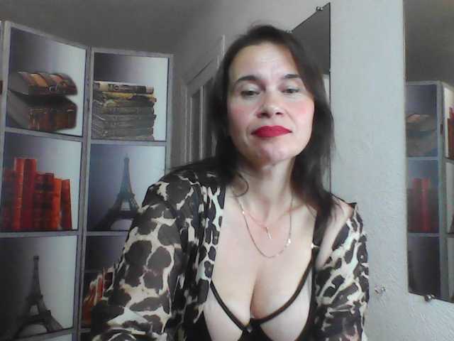 HelenMoo live cam preview