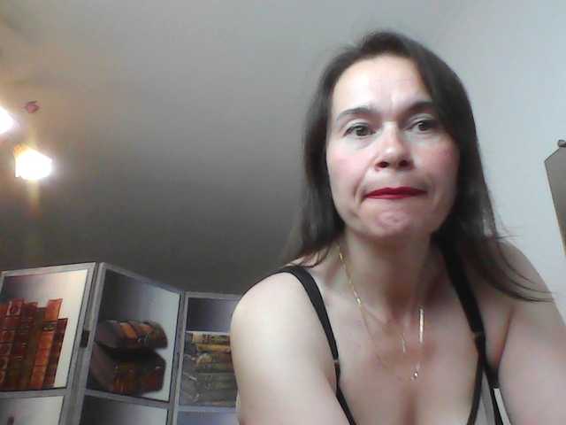 HelenMoo live cam on BongaCams