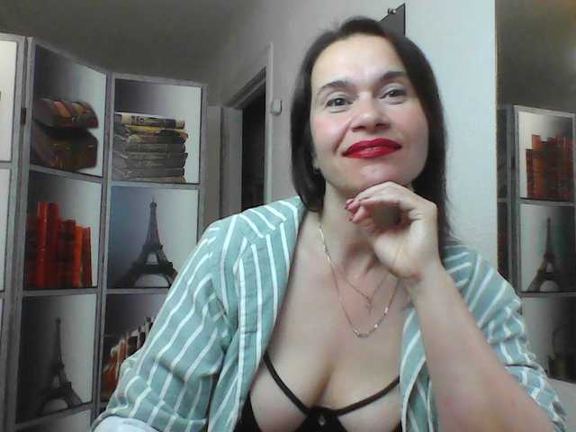 HelenMoo live cam on BongaCams