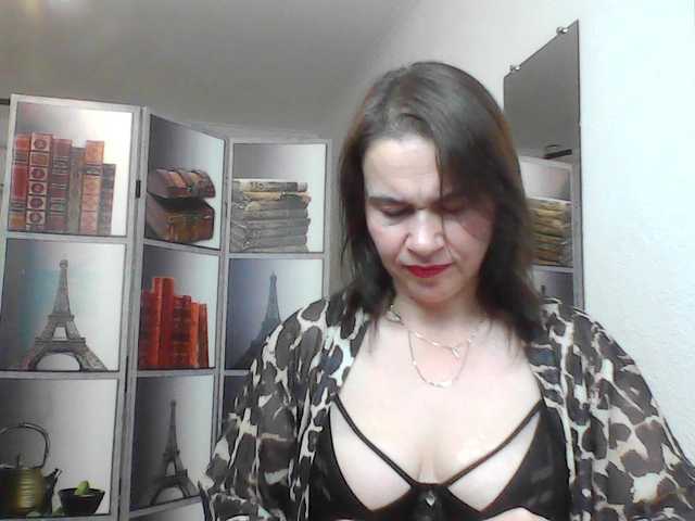 HelenMoo live cam on BongaCams