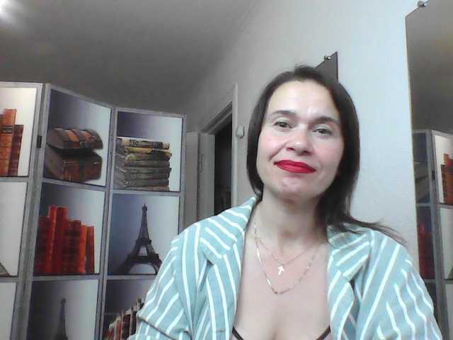 HelenMoo live cam on BongaCams