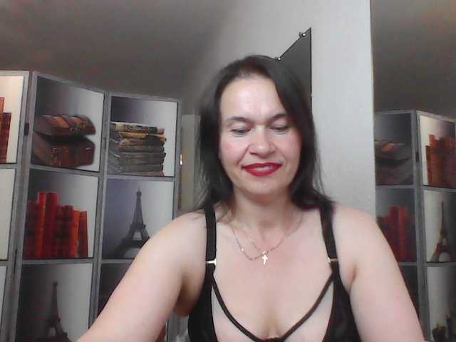 HelenMoo live webcam show
