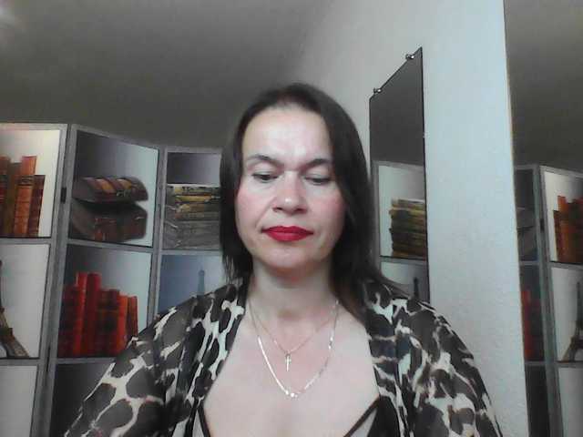 HelenMoo live cam on BongaCams