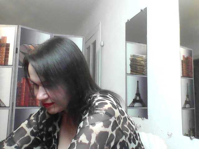 HelenMoo live cam on BongaCams