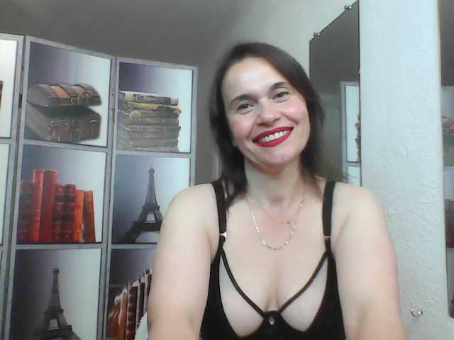 HelenMoo live cam on BongaCams