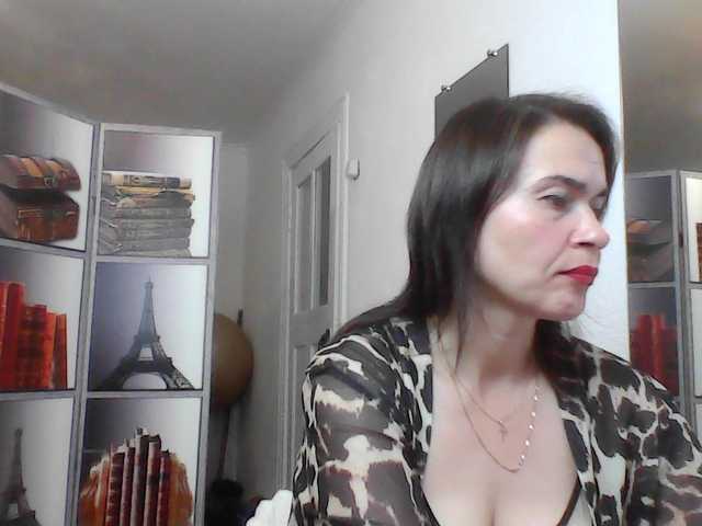 HelenMoo live cam preview