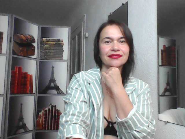 HelenMoo live cam on BongaCams
