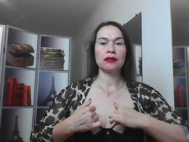 HelenMoo live cam preview
