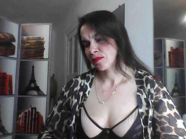 HelenMoo live cam on BongaCams