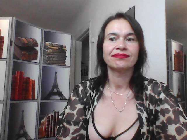 HelenMoo live cam on BongaCams