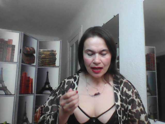 HelenMoo live cam on BongaCams