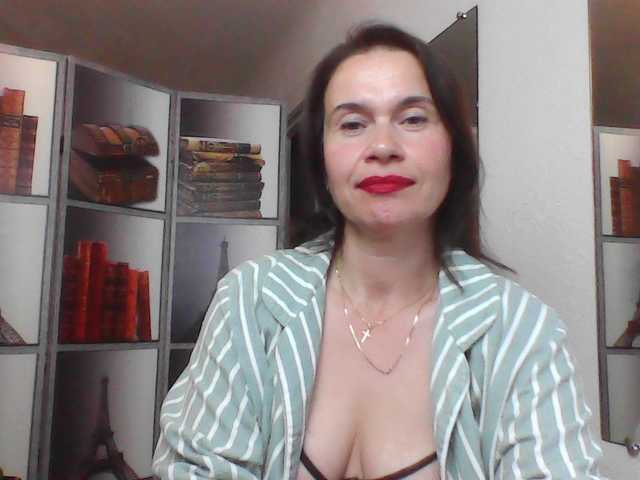 HelenMoo live cam preview