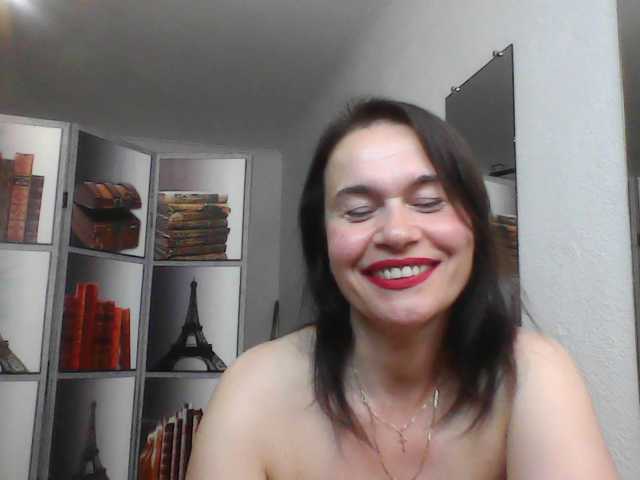 HelenMoo live cam preview