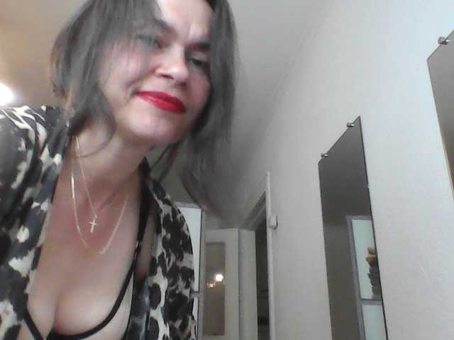 HelenMoo live cam on BongaCams