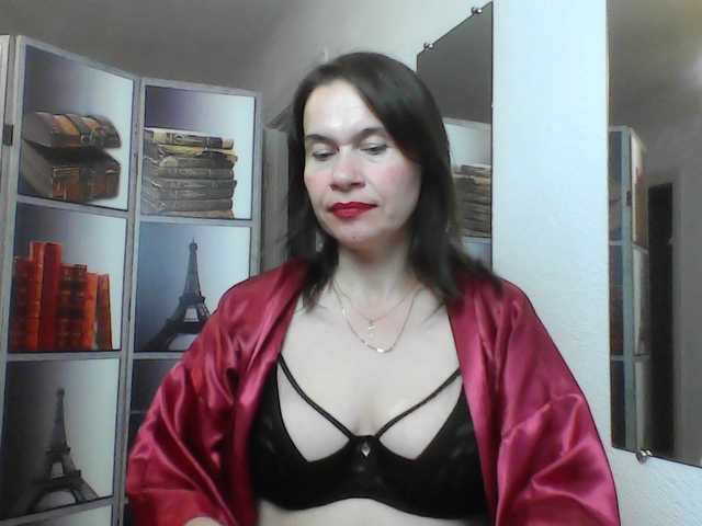 HelenMoo live cam on BongaCams