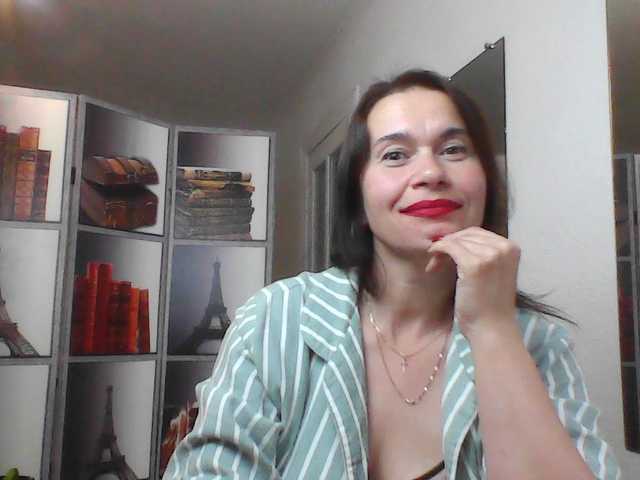HelenMoo live cam on BongaCams