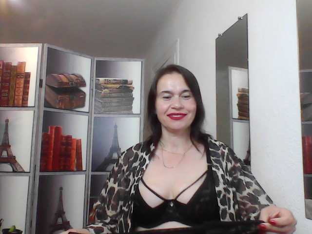 HelenMoo live cam on BongaCams
