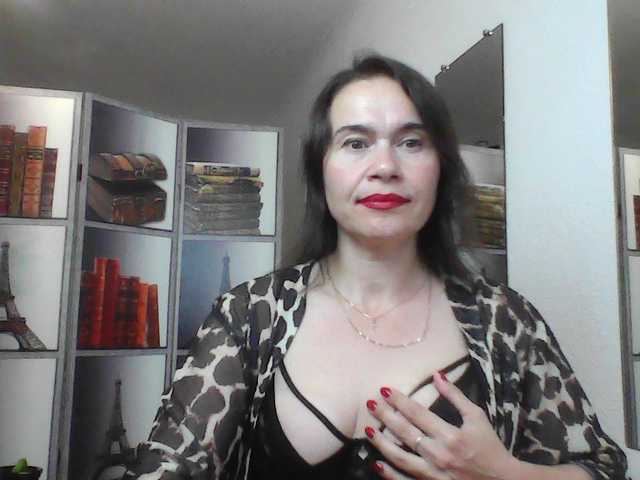 HelenMoo live cam on BongaCams
