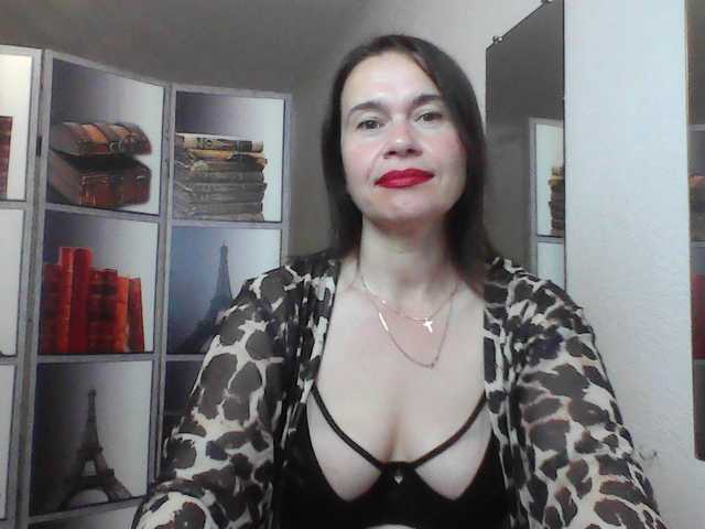 HelenMoo live cam preview