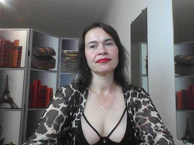 HelenMoo live cam on BongaCams