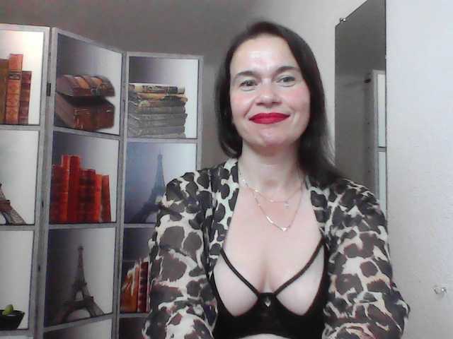 HelenMoo live cam on BongaCams