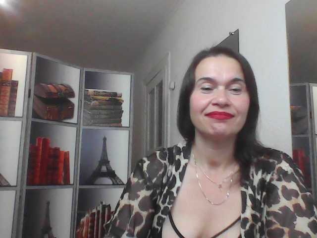 HelenMoo live cam on BongaCams