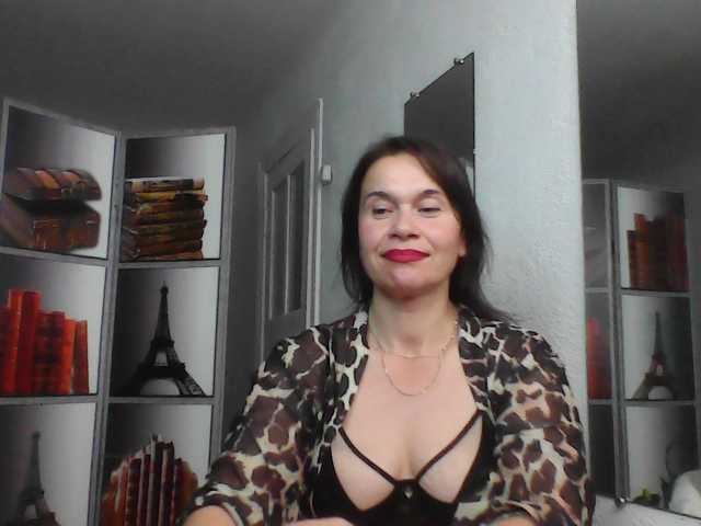 HelenMoo live cam preview