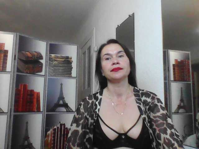 HelenMoo live cam on BongaCams