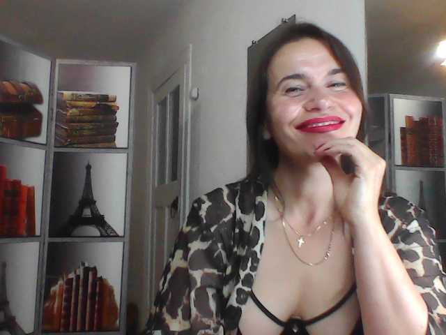 HelenMoo live cam on BongaCams