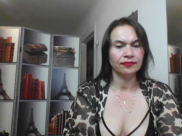 HelenMoo live cam on BongaCams