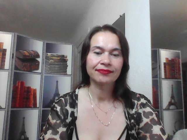 HelenMoo live cam on BongaCams