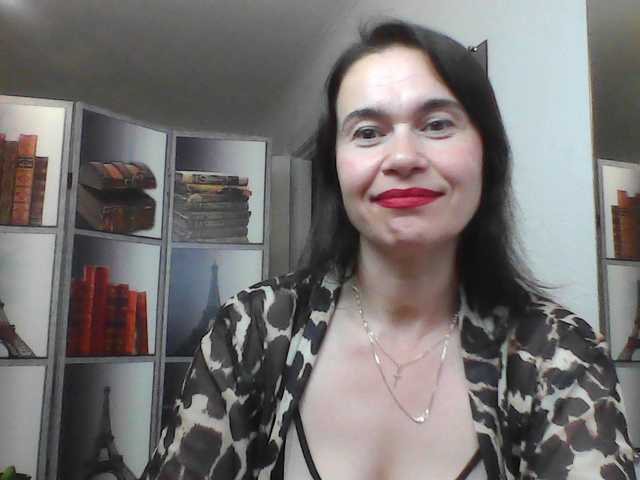 HelenMoo live cam on BongaCams