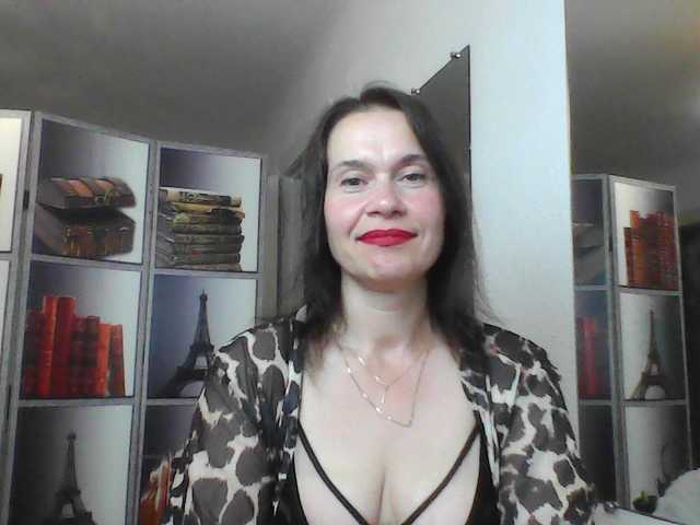 HelenMoo live cam on BongaCams