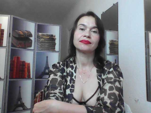HelenMoo live cam on BongaCams