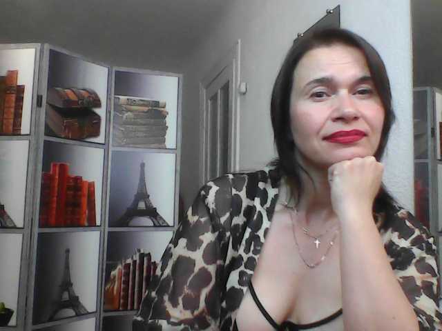 HelenMoo live cam on BongaCams